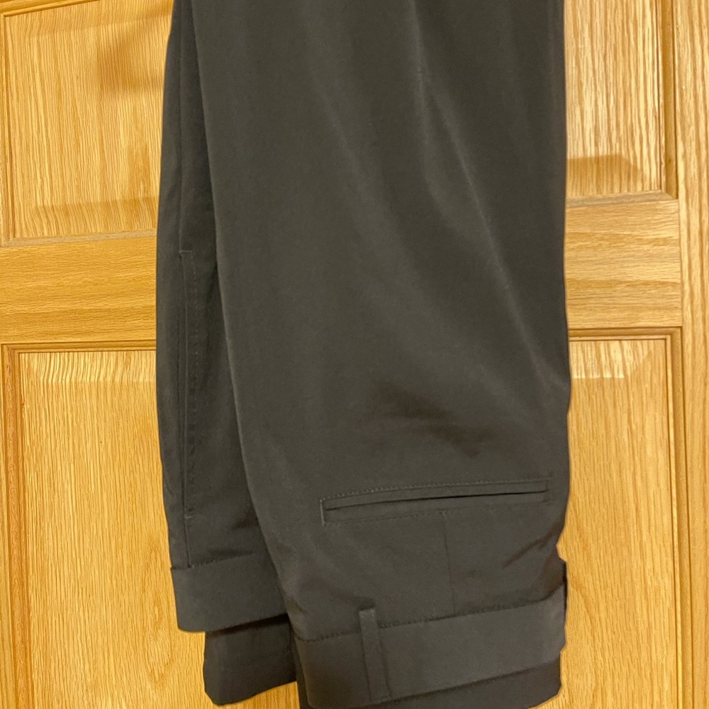 Men’s golf pants